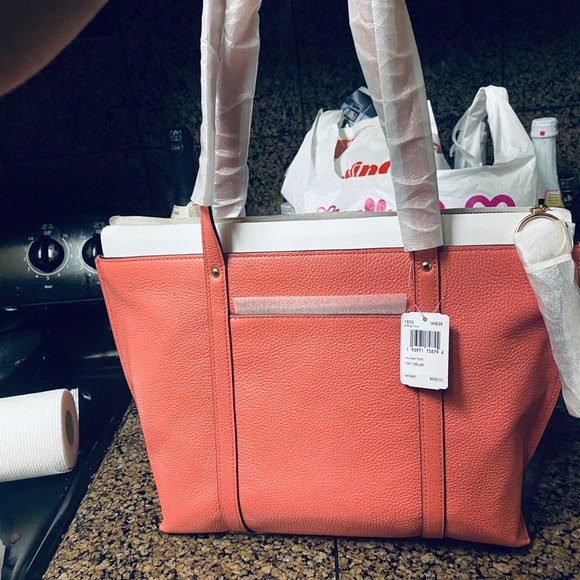 New coach Tote - Picture 1 of 2
